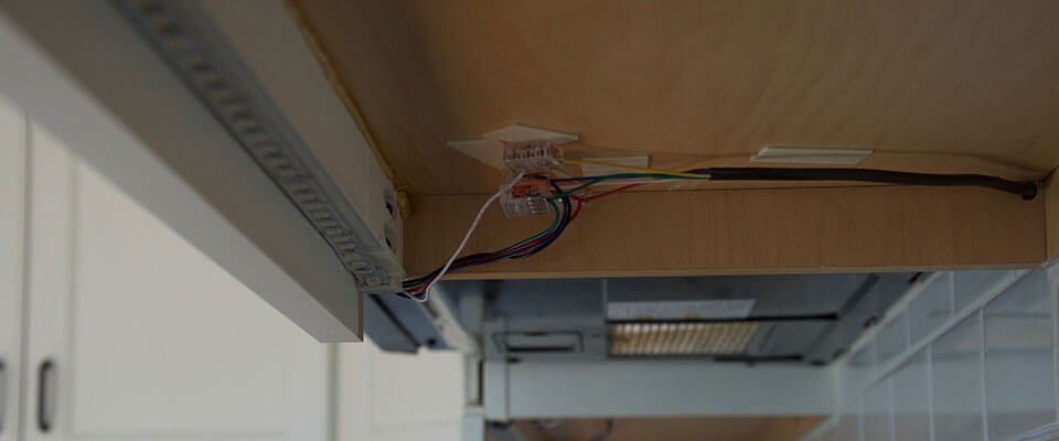 wiring for under cabinet kitchen lighting