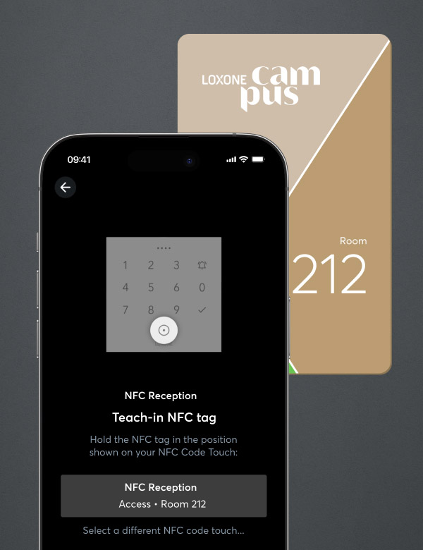 Simply teach a hotel room card with your smartphone